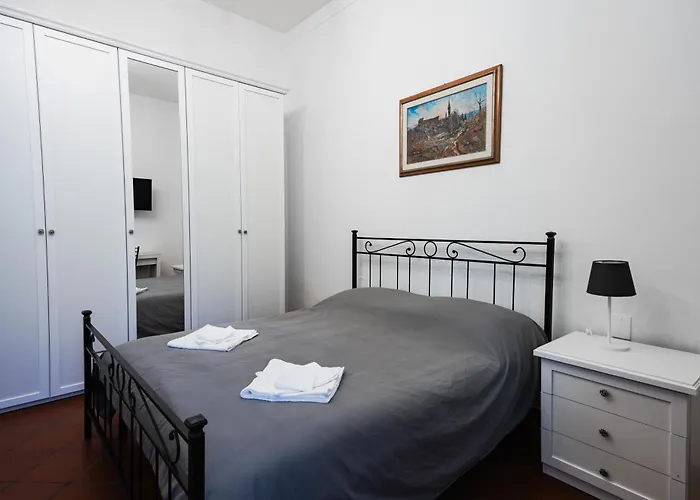 Charming Home With Exclusive Courtyard In Center Of Florence