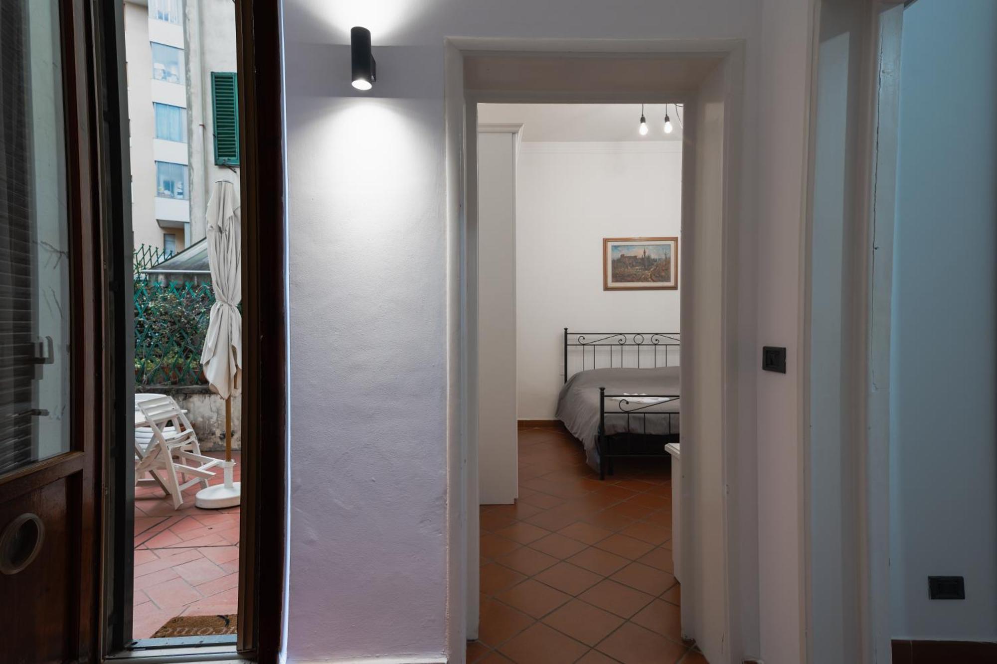 Apartment Charming With Exclusive Courtyard In Center Of Florence