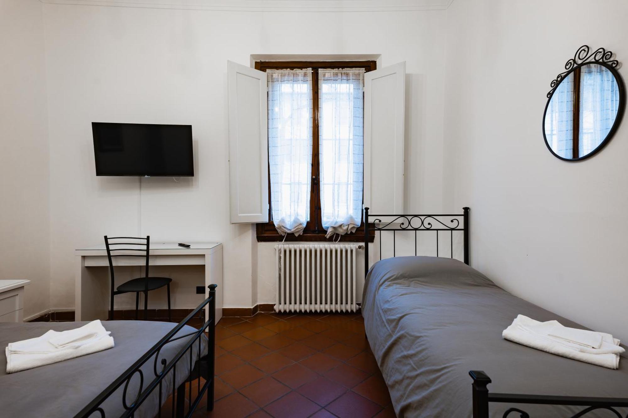 Charming With Exclusive Courtyard In Center Of Apartment Florence